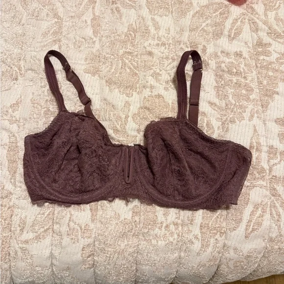 SOLD: Auden Unlined Balconette Bra Mauve 40C - Picture 2 of 9